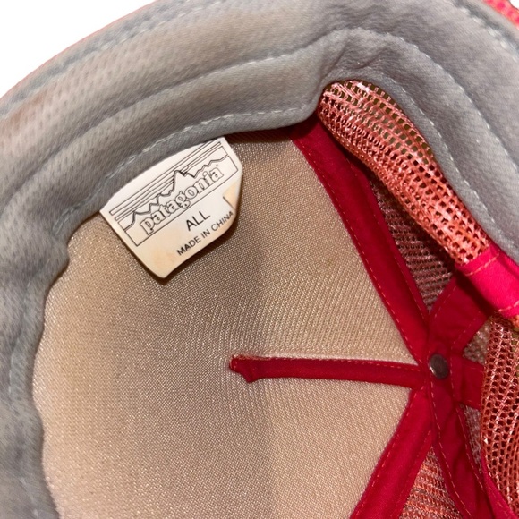 Women’s pink Patagonia Mt. Minded Peaks Interstate trucker SnapBack Hat - Picture 3 of 5